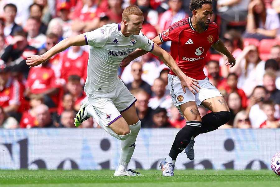 Audition? Man Utd eyeing Fiorentina defender Comuzzo Audition? Man Utd eyeing Fiorentina defender Comuzzo