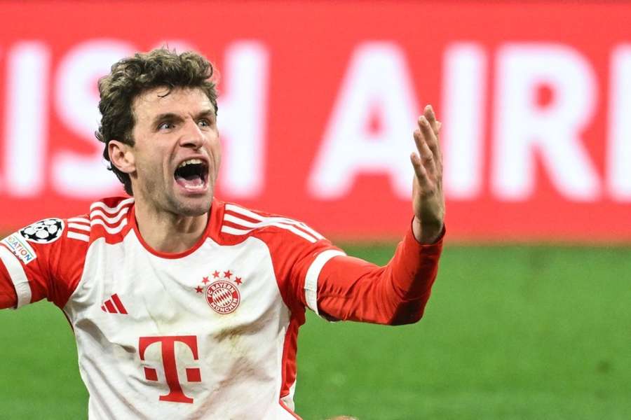 Kun Sepp Maier har spillet flere officielle kampe for Bayern München, end 34-årige Thomas Müller har.