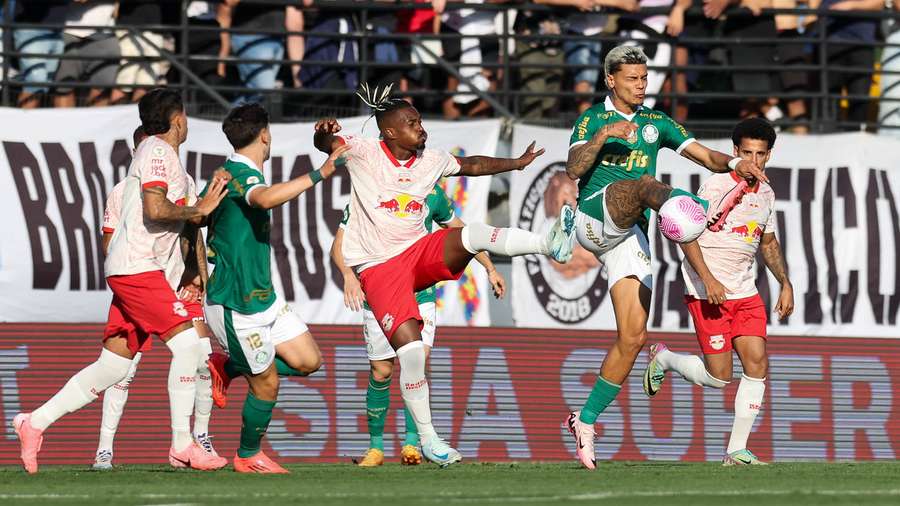 Palmeiras não fez grande jogo no interior paulista