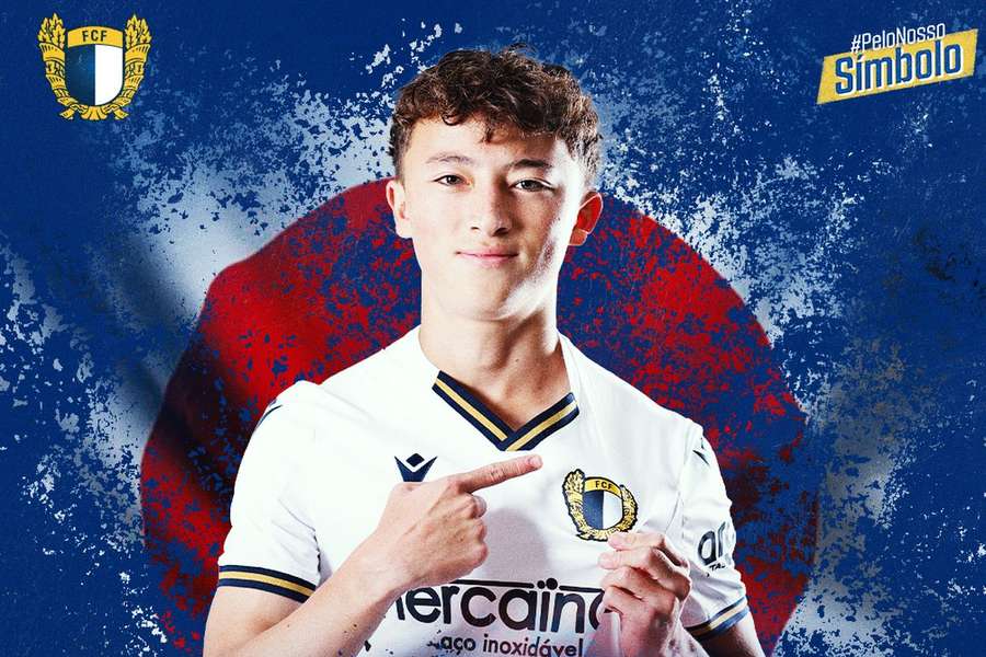 Denis Parkinson tem 17 anos e joga nos sub-19 do Famalicão