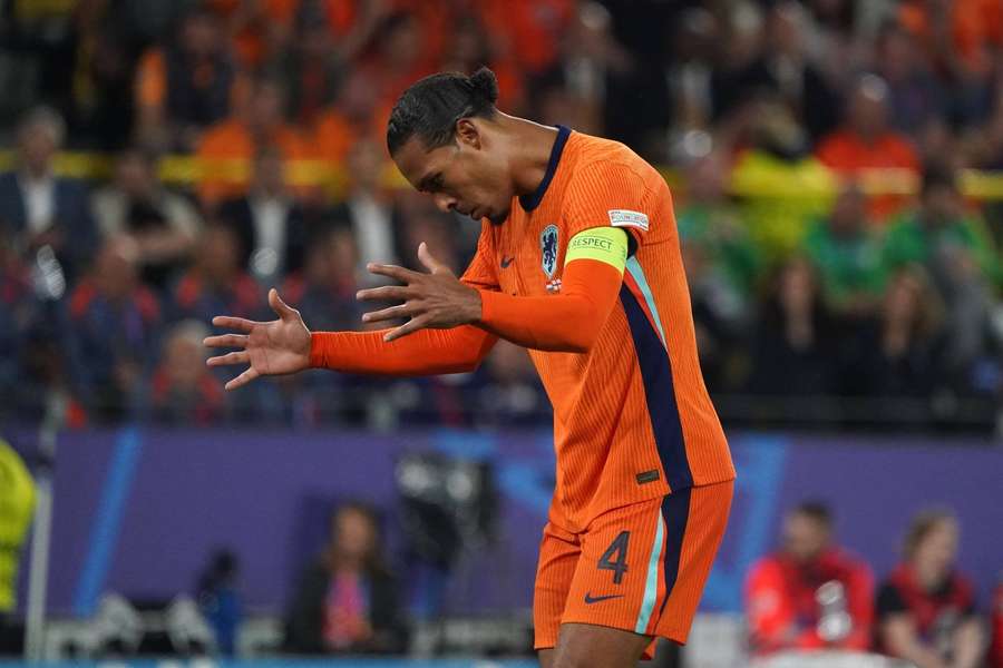 Virgil van Dijk nie miał powodów do radości po odpadnięciu z mistrzostw Europy