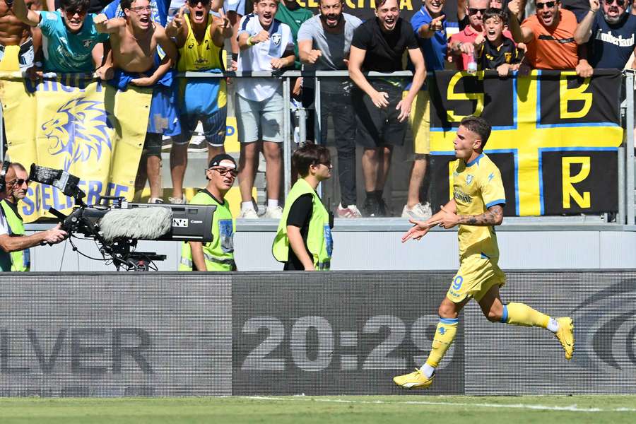 Antonio Raimondo dal při výhře 3:2 nad Benátkami dva gfóly Frosinone.
