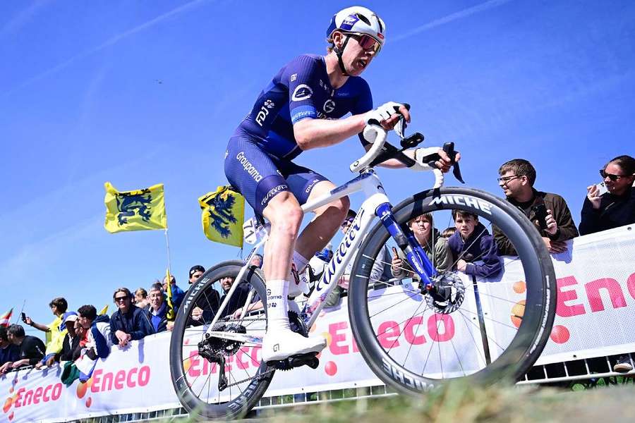 Le Britannique Lewis Askey remporte les Boucles de l'Aulne-Chateaulin