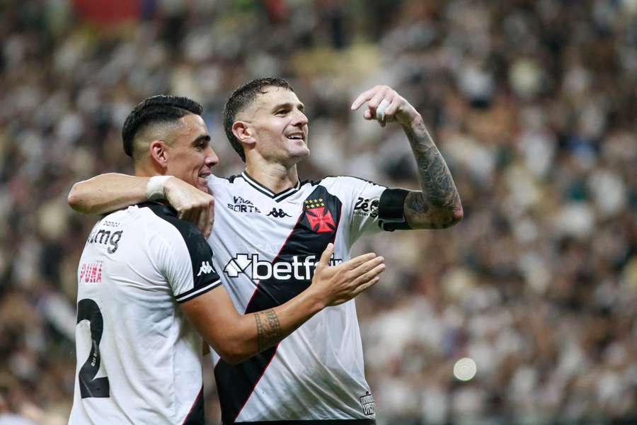 Vasco vai em busca da segunda vitória consecutiva no Carioca