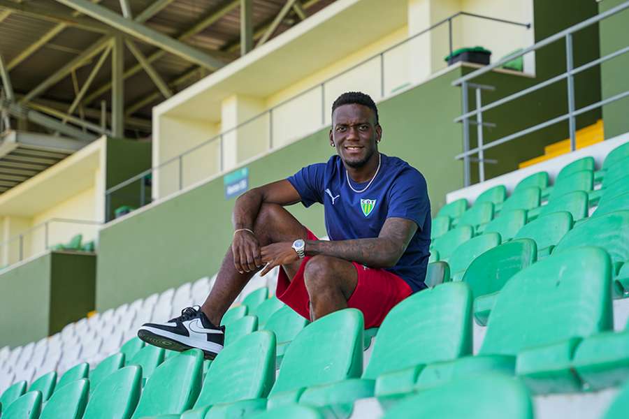 Brayan Medina, reforço do Tondela