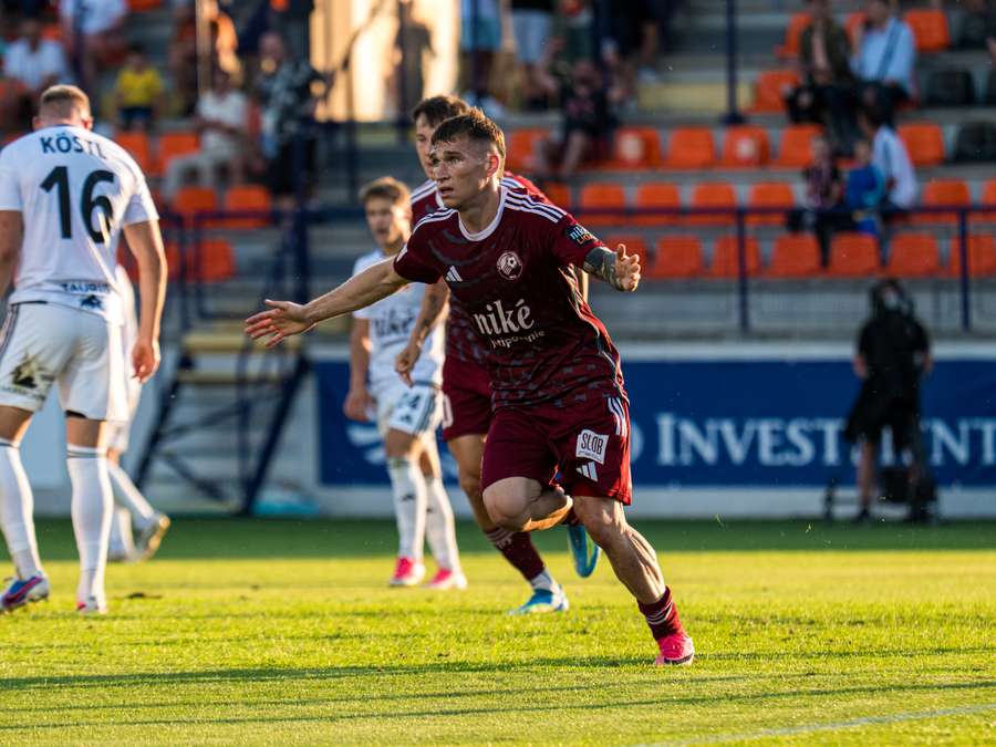 Kováčik sa stal najlepším hráčom 3. kola. Kováčik sa stal najlepším hráčom 3. kola.