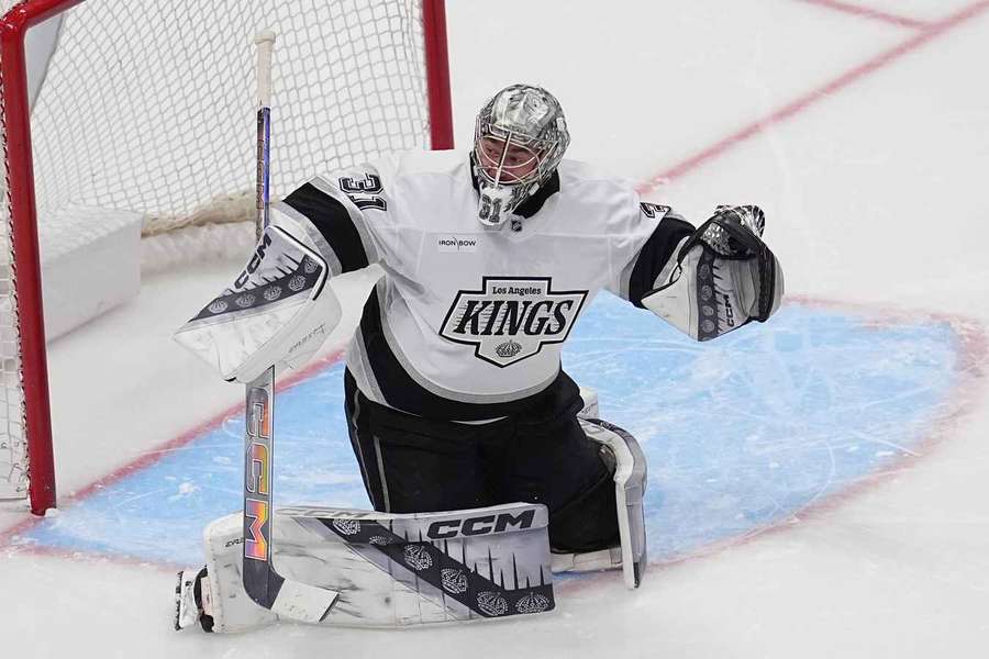 David Rittich zůstává v NHL.