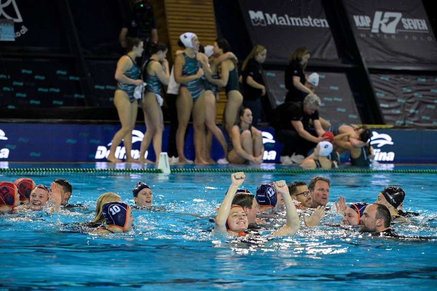 A festa das jogadoras dos Países Baixos no final da partida