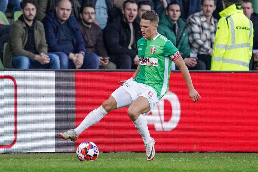 Mathis Suray ruilt FC Dordrecht in voor Go Ahead Ealges