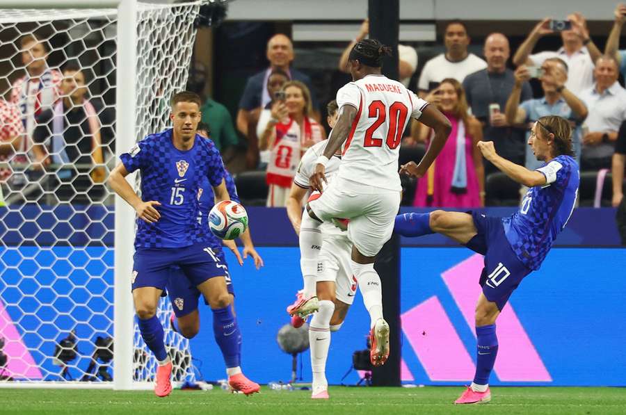 Il fallo di Luka Modric Il fallo di Luka Modric