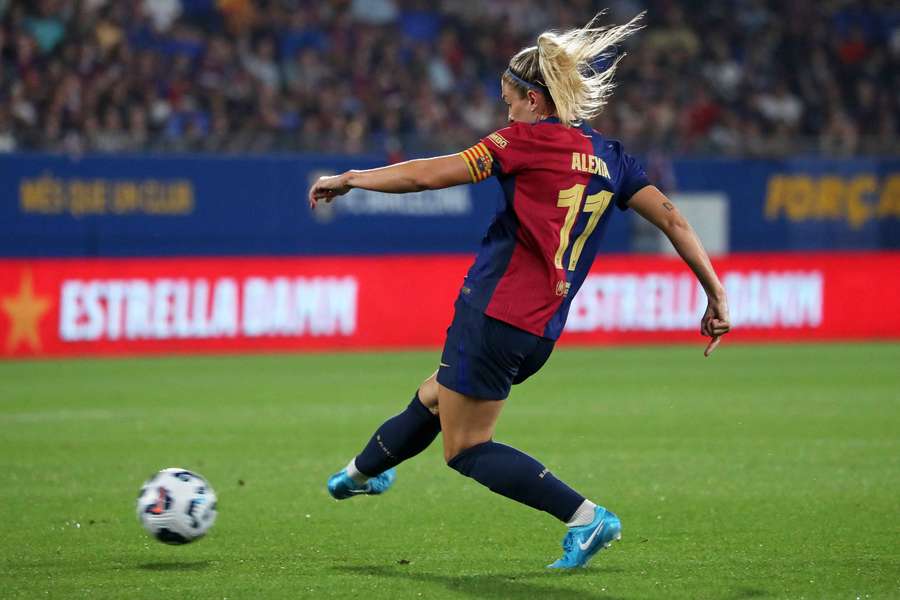 Alexia Putellas marcou o terceiro golo do Barcelona