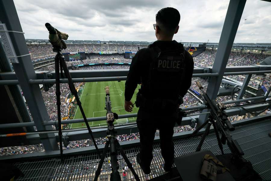 Snajperzy na stadionie MetLife.