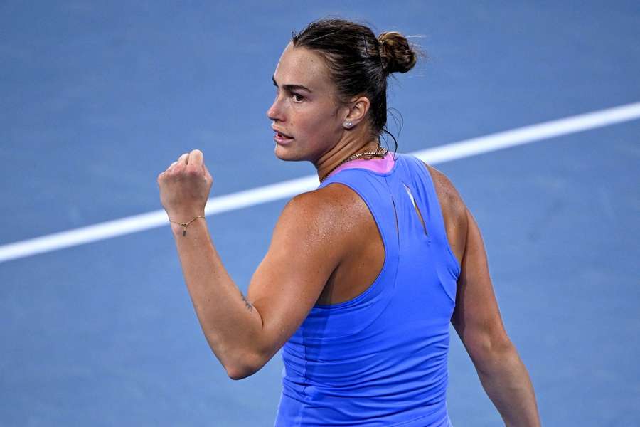 Aryna Sabalenková je v Brisbane opět bez ztráty setu ve finále. Aryna Sabalenková je v Brisbane opět bez ztráty setu ve finále.