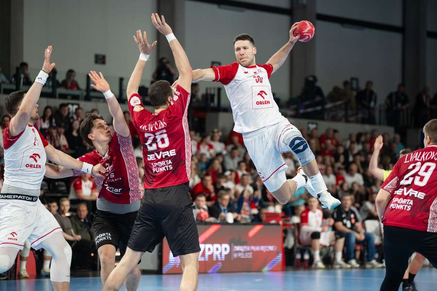 Reprezentacja Polski ponownie rozbiła Łotwę, pewny awans do kolejnej rundy