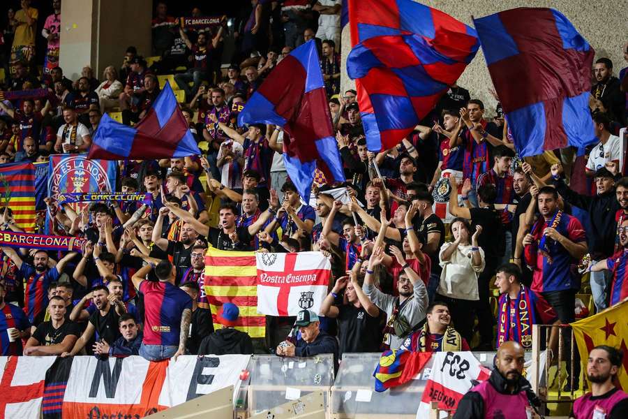 Barcelona-supporters tijdens het duel bij AS Monaco