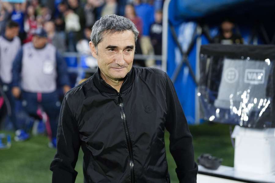 Valverde povedie Bilbao aj v budúcej sezóne.