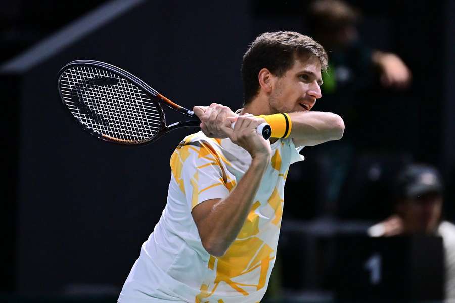 Kopřiva se utká s Italem Maestrellim. Kopřiva se utká s Italem Maestrellim.