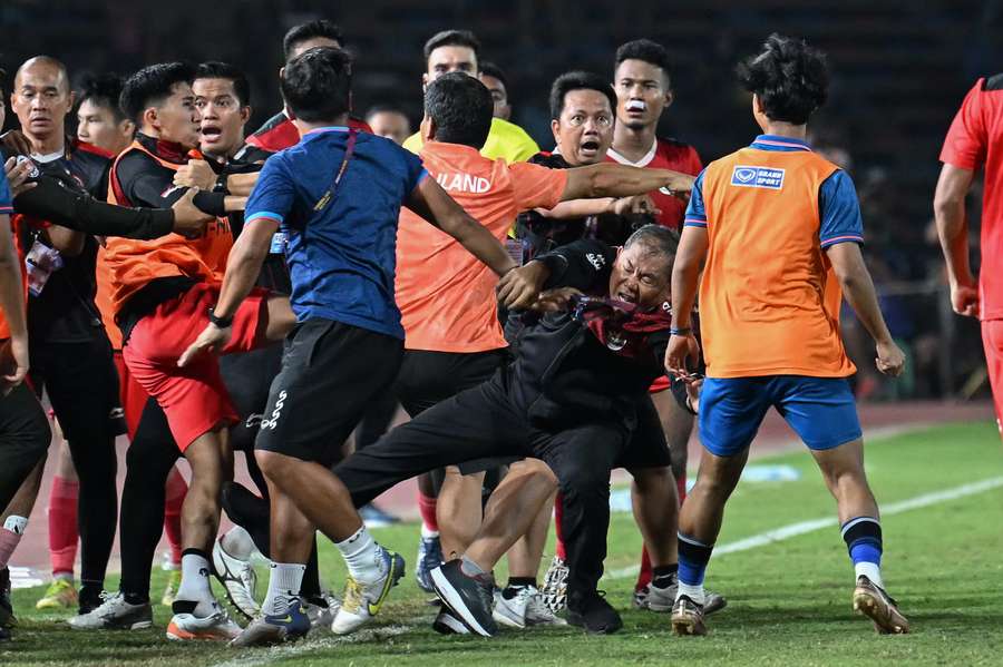 There were huge brawls in the match between Indonesia and Thailand