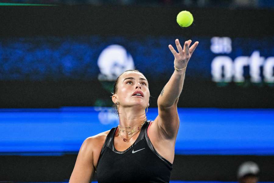 Aryna está soberana no topo