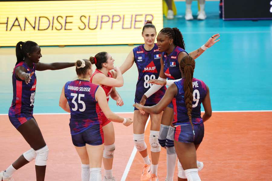 Pas de souci pour les Bleues. Pas de souci pour les Bleues.