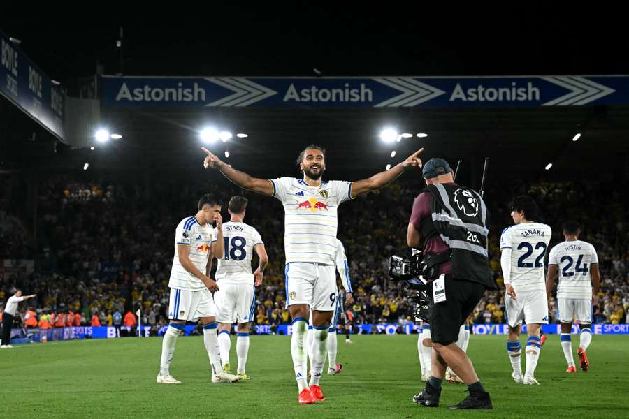 Leeds surclasse Newcastle et bondit sur le podium Leeds surclasse Newcastle et bondit sur le podium