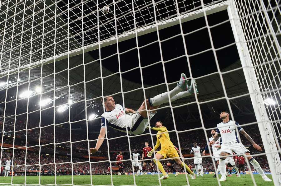 Spurs pair Vicario, Ven de Ven: We've just written history!