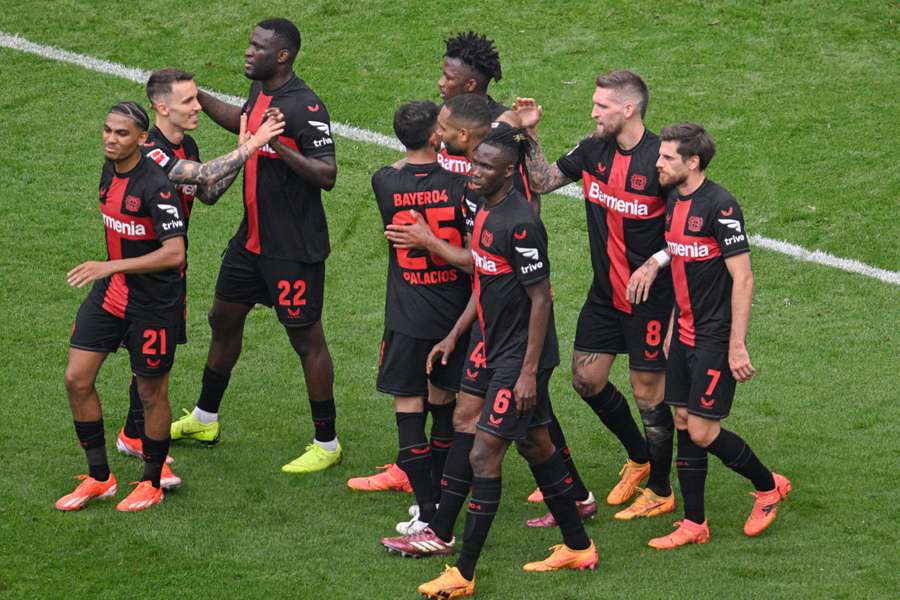 Leverkusen na závěr bundesligové sezony porazil Augsburg 2:1.
