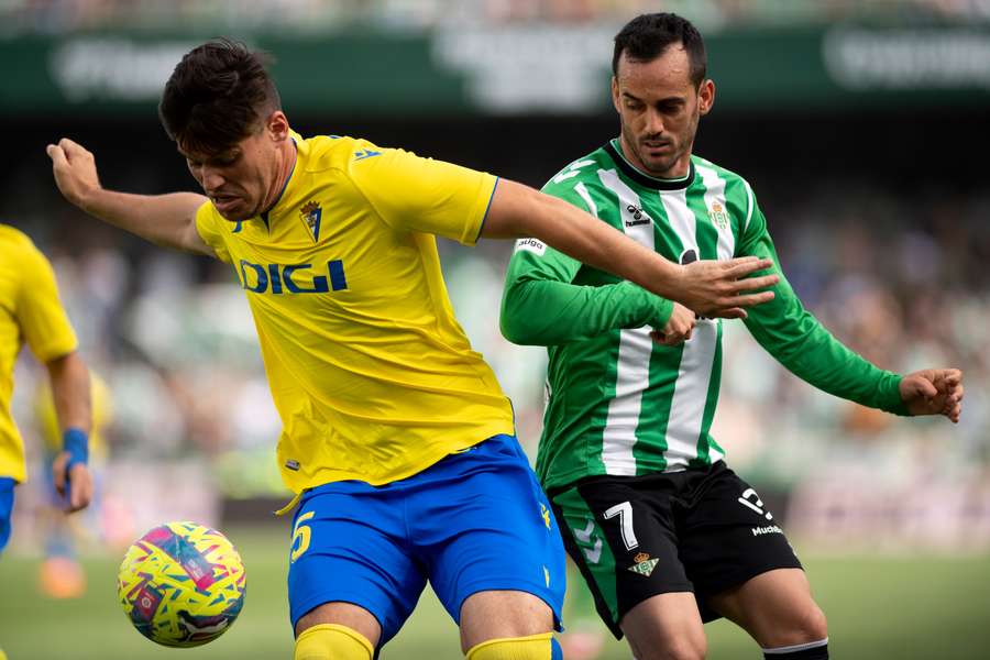 Betis não teve forças para buscar o empate com dois homens a menos