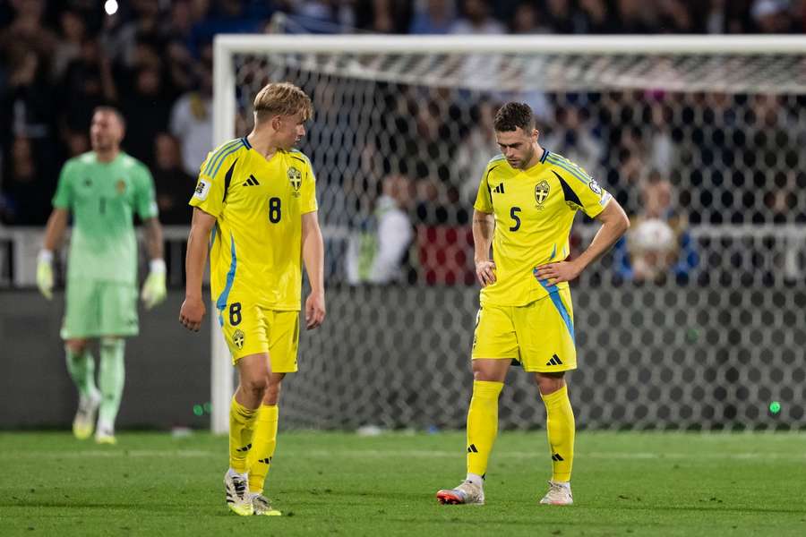 Daniel Svensson and Gabriel Gudmundsson look dejected after Kosovo take the lead