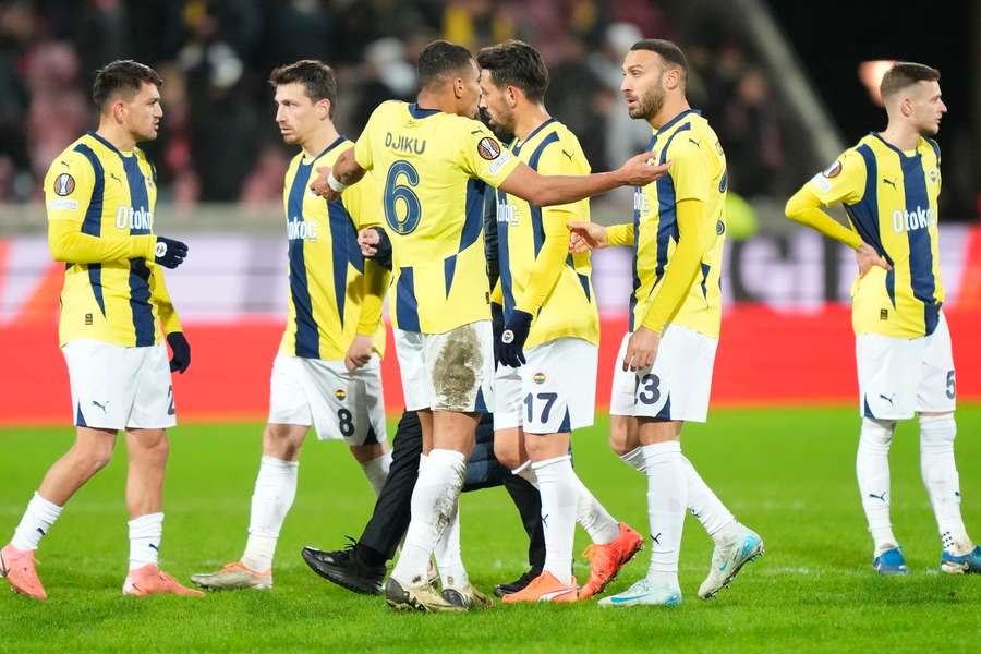 Galatasaray - Fenerbahce, arbitrat de un străin