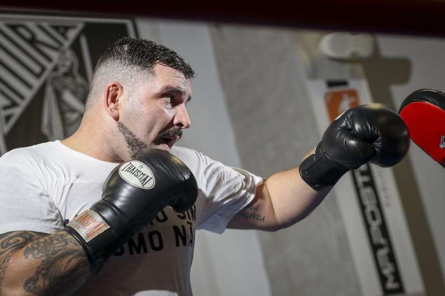 Nuno Mendes é atleta de kickboxing do Vitória SC