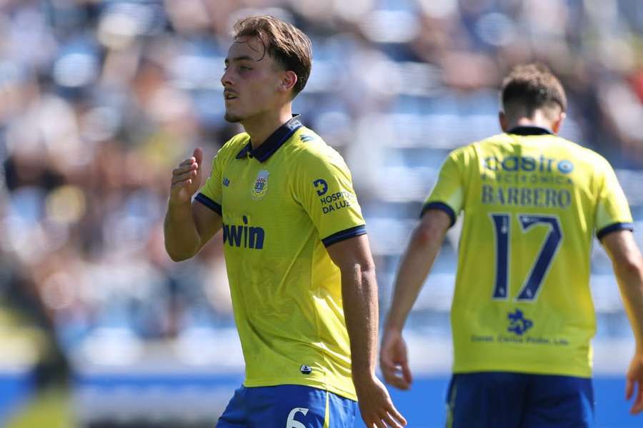 Espen van Ee em ação pelo Arouca Espen van Ee em ação pelo Arouca