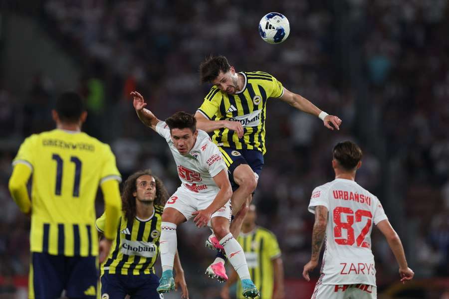 Górnik zatrzymał Fenerbahce przed własną publicznością, ale to turecki gigant zagra o LM Górnik zatrzymał Fenerbahce przed własną publicznością, ale to turecki gigant zagra o LM