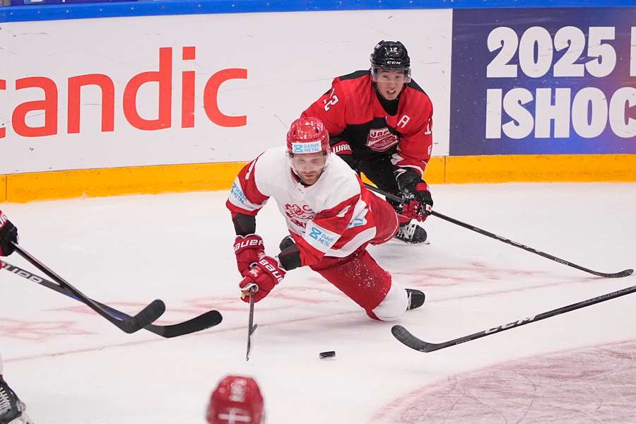 Ishockeyherrer slår Japan og er en sejr fra OL-billet