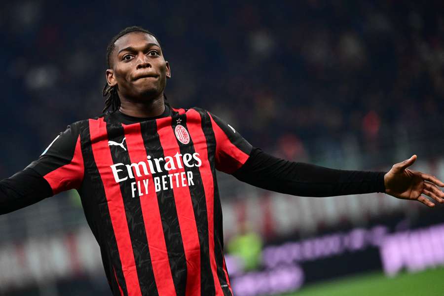 Rafael Leao, de la AC Milan, sărbătorește golul marcat împotriva lui Lazio