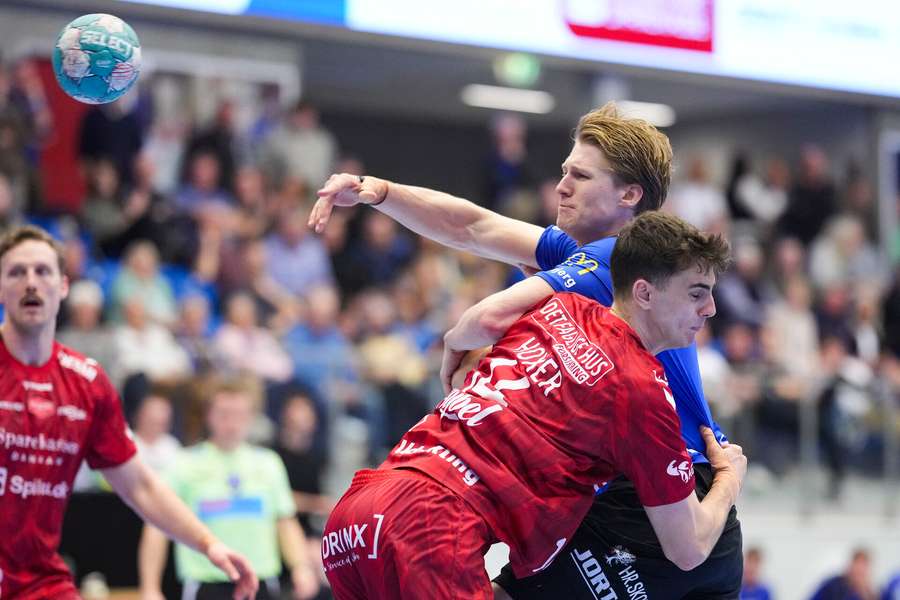 Aalborg spiller sig i DM-semifinale med storsejr hos BSH