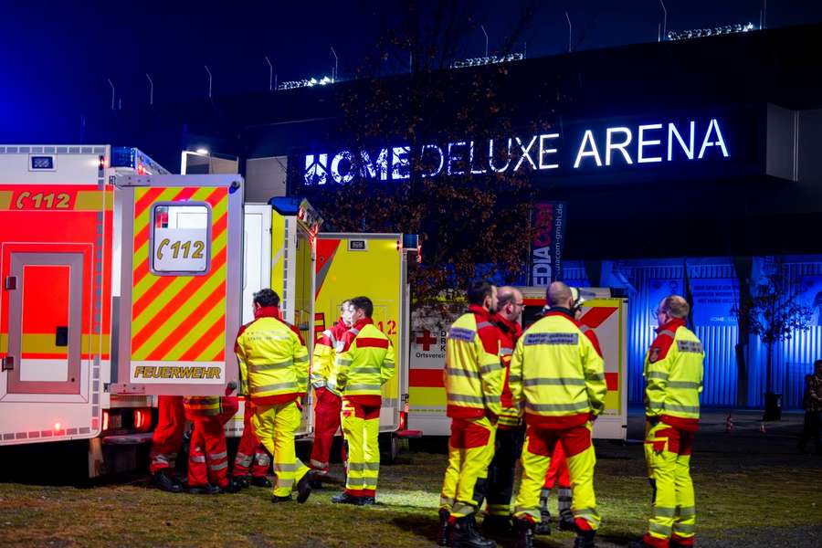 Im Paderborner Stadion war es zu Ausschreitungen von Rostocker Fans gekommen.