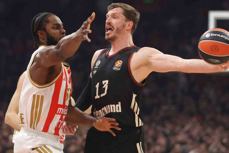 Andreas Obst sucht einen freien Mitspieler.