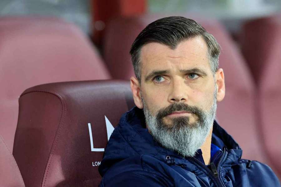 Kilmarnock sack Stuart Kettlewell after dismal winless run Kilmarnock sack Stuart Kettlewell after dismal winless run