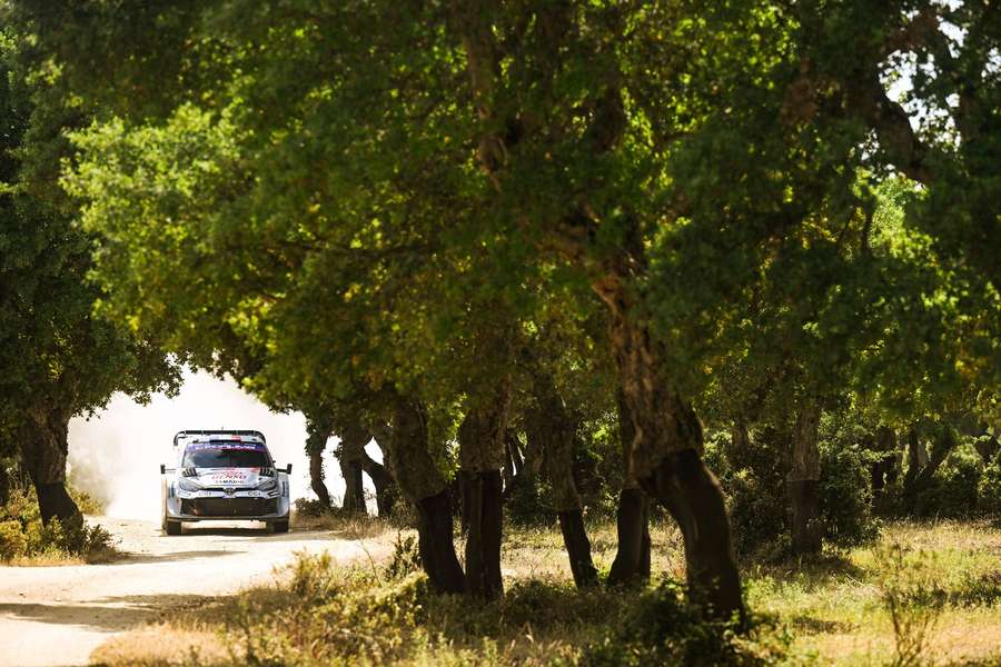 Sébastien Ogier em ação no Rali da Sardenha