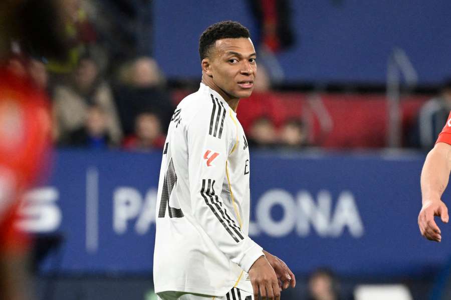 Kylian Mbappé desfalca o Real Madrid contra o Benfica Kylian Mbappé desfalca o Real Madrid contra o Benfica