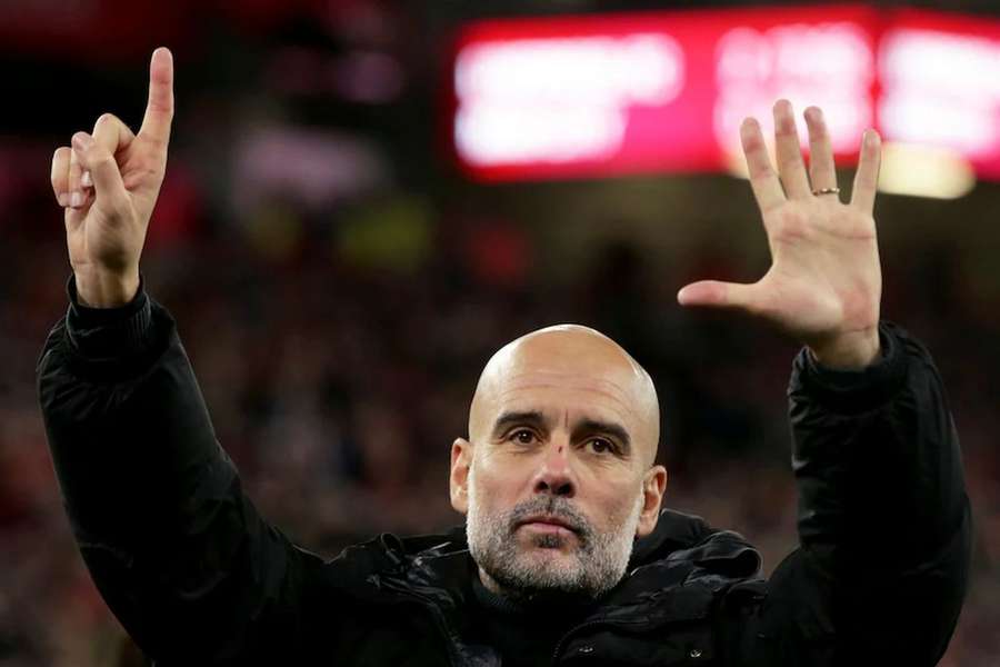 El gesto de Pep Guardiola que desencadenó el intercambio de palabras.