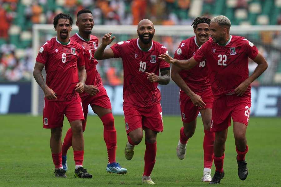 Los jugadores de Guinea Ecuatorial celebran un gol en la presente Copa de África