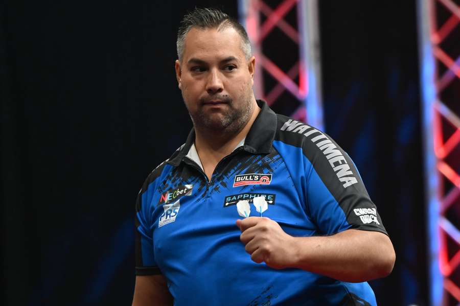 Jermaine Wattimena speelt zaterdag om 20.00 uur in de achtste finale tegen James Wade