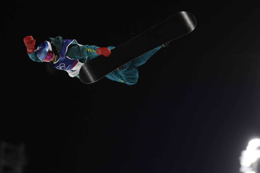 Scotty James leads the field going into Friday's gold medal showdown.