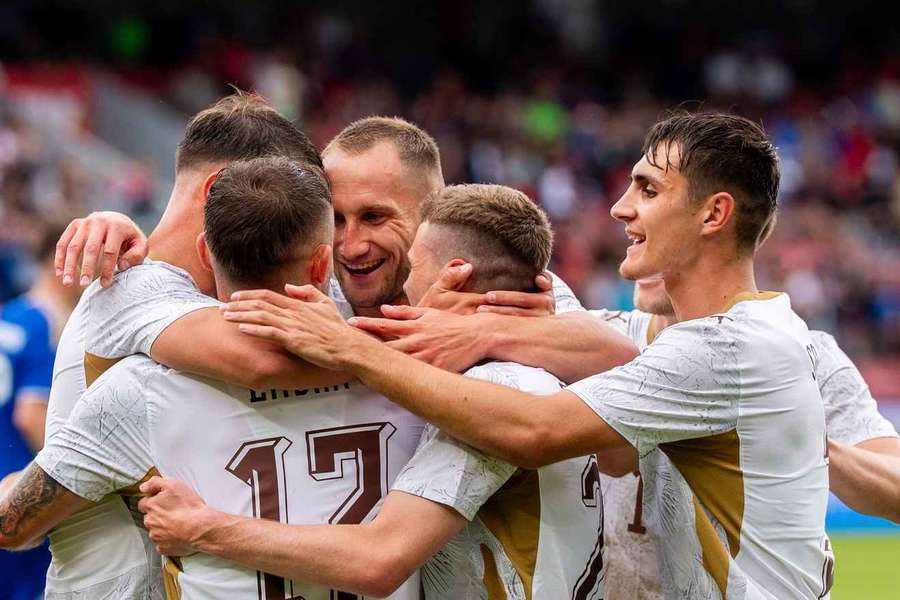 Česká skupina na MS je prý jednou z nejslabších. Česká skupina na MS je prý jednou z nejslabších.