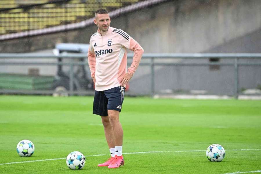 Kadeřábek na tréninku před čtvrteční odvetou s Aktobe.