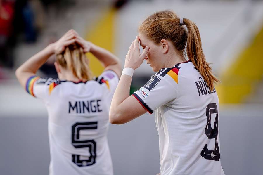 Enttäuschung bei den DFB-Frauen um Nüsken, Minke und Co.