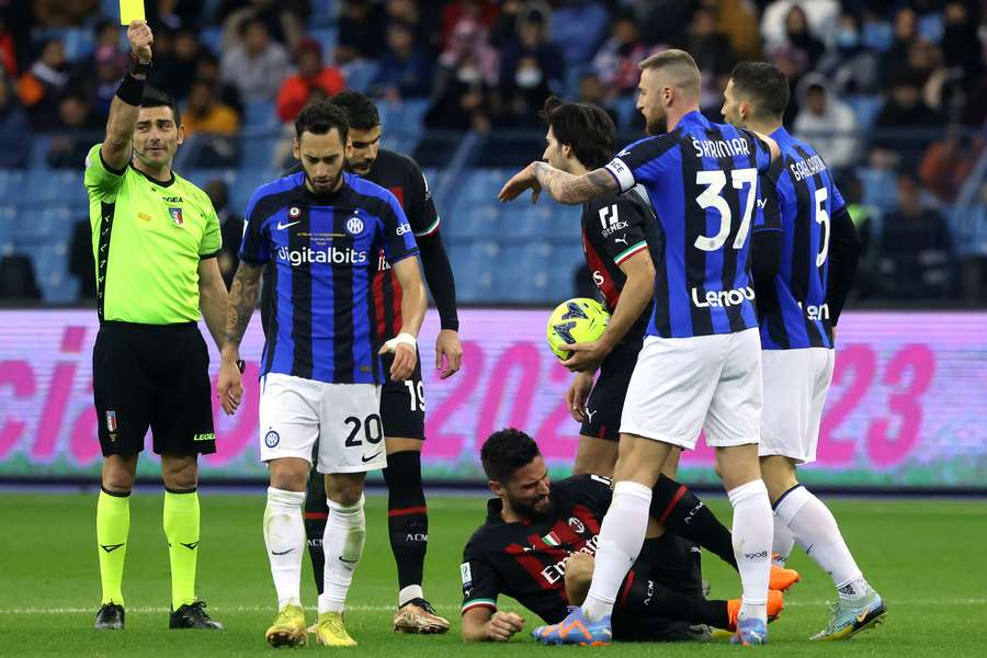 Rivais se enfrentaram em janeiro pela Supercopa da Itália