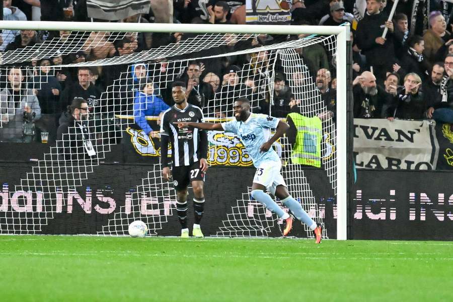 Jeremie Boga celebrates Jeremie Boga celebrates